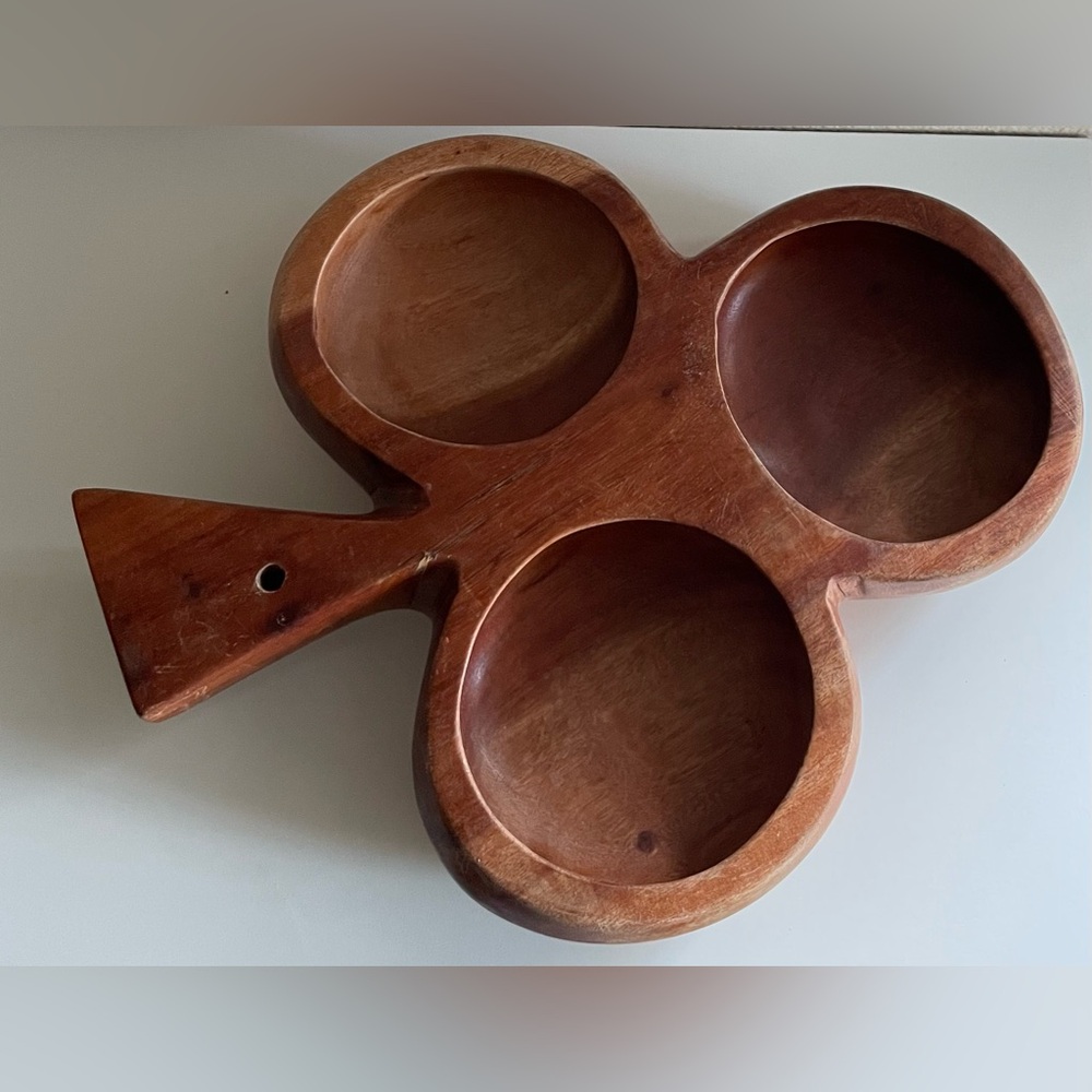 Wooden Clover-Shaped Serving Tray